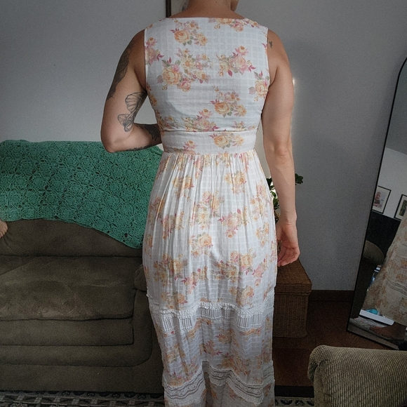 Womens Floral Lace Detailed Button Down Maxi Dress Size Small - Picture 5 of 6